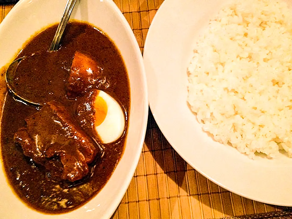 トロトロ豚肉のカレー