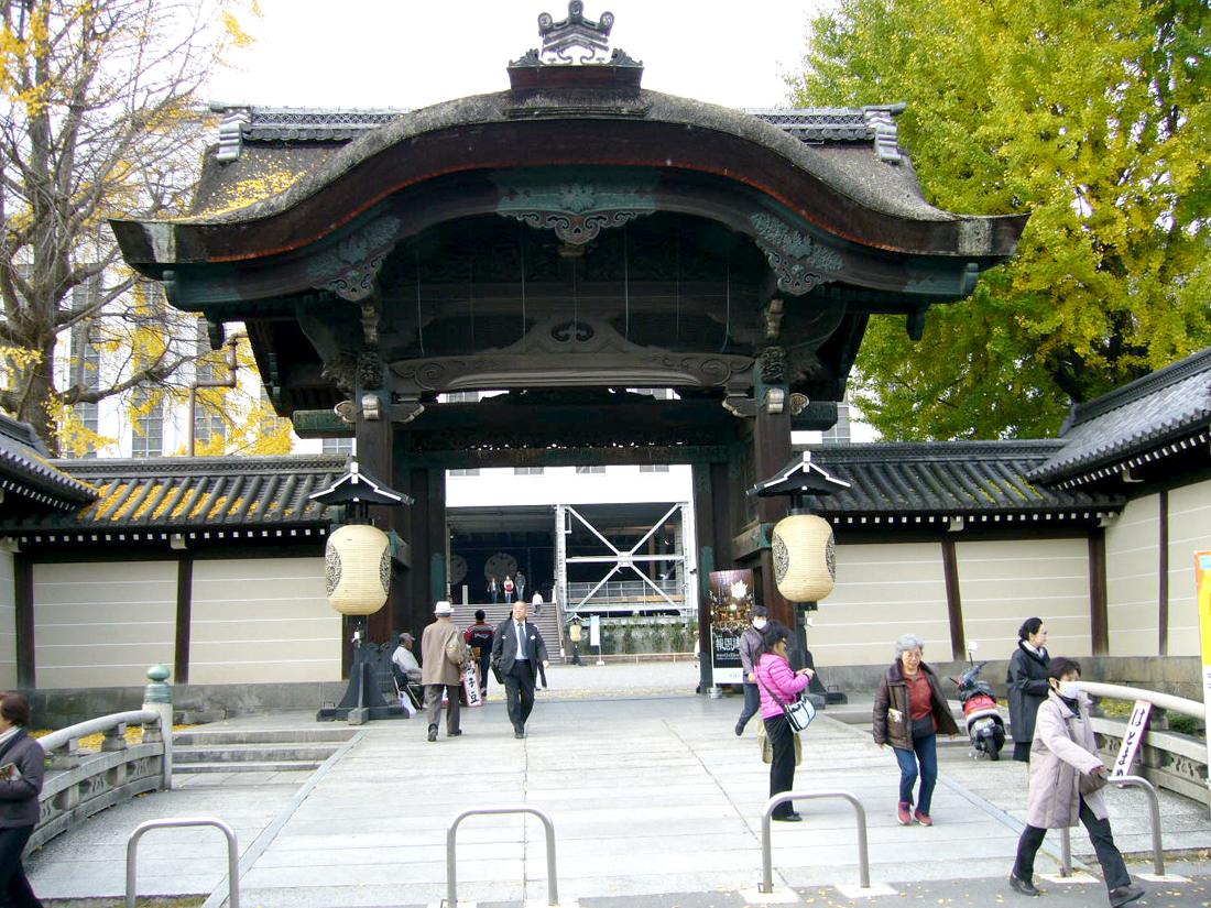 『阿弥陀堂門』