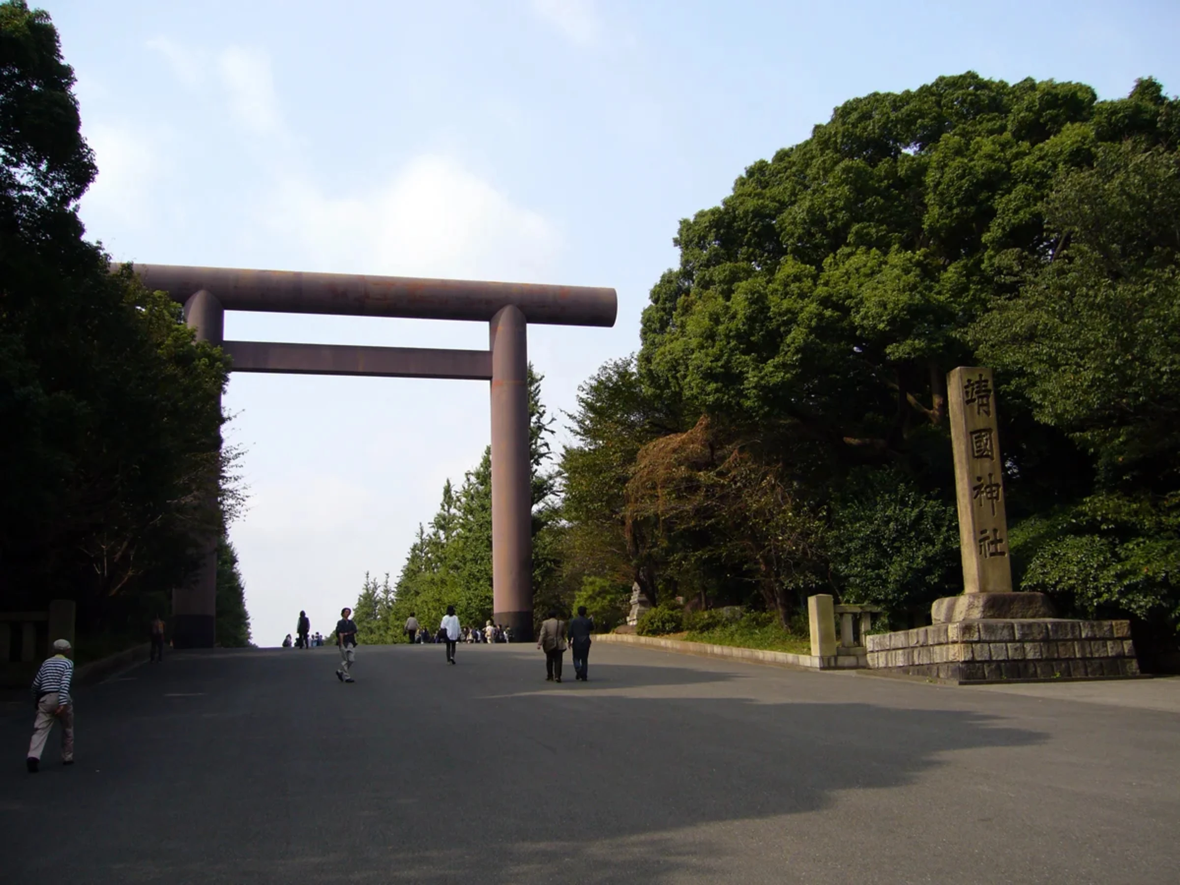 靖国神社の鳥居