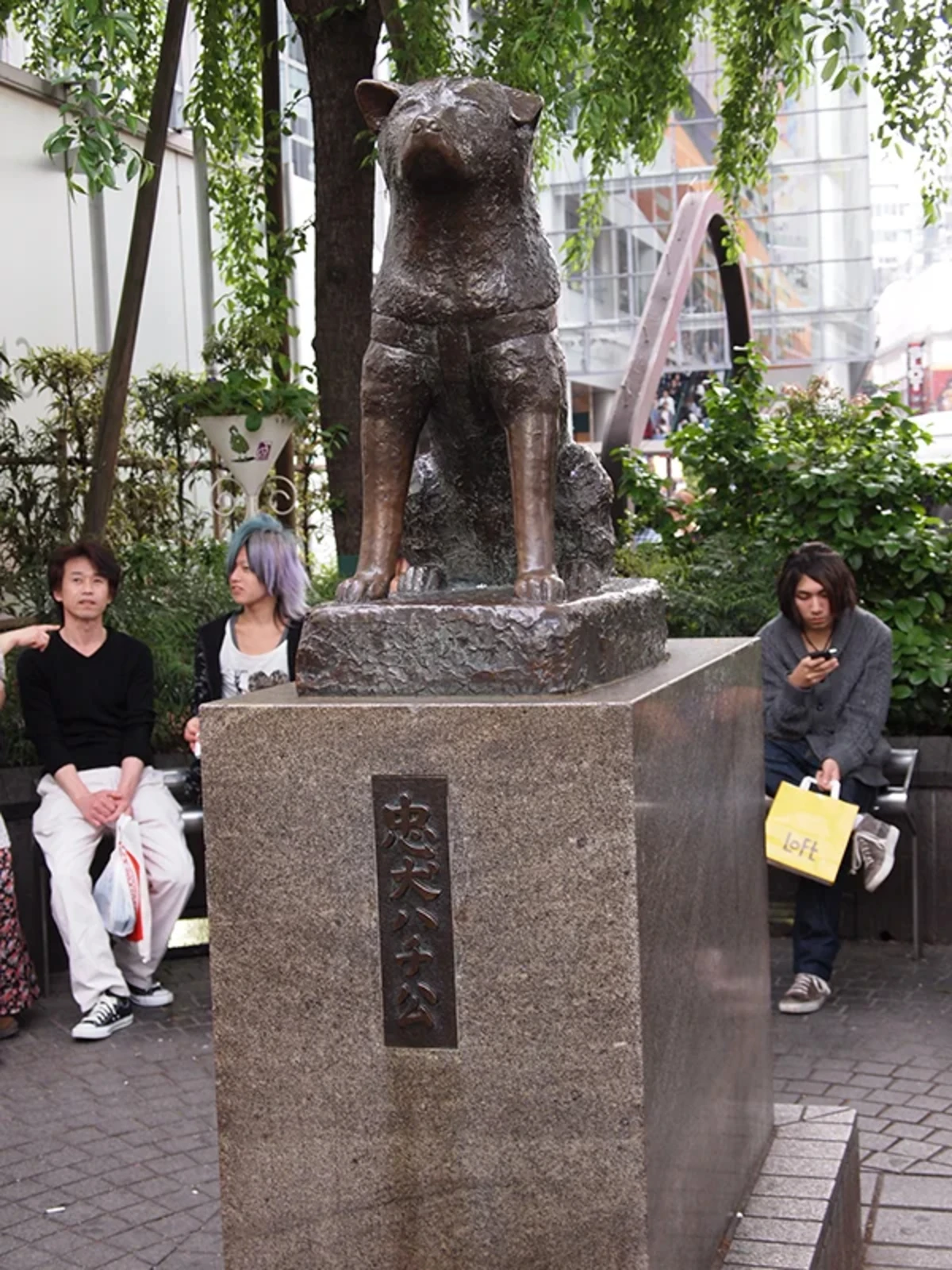 渋谷駅前の忠犬ハチ公像